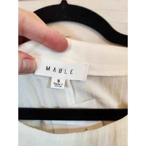 Mable Women's White Solid Sleeveless Round Neck Crop Top‎ Size Small NWT - Picture 3 of 7